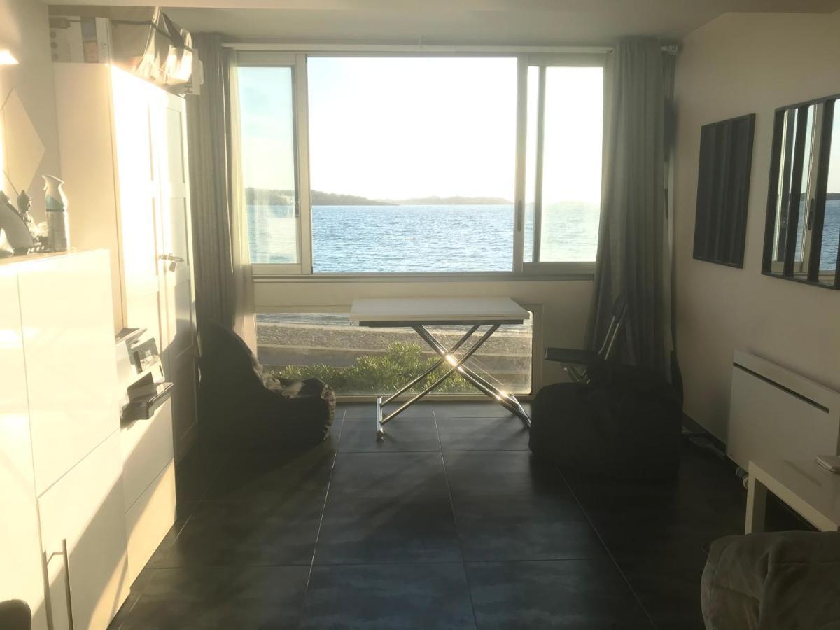 T2 Les Pieds Dans L Eau Vue Mer Apartment Six-Fours-les-Plages Exterior photo